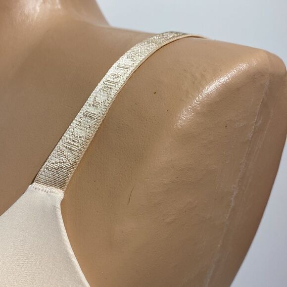 Victoria's Secret Women's Tan Adjustable Straps Underwired T-Shirt Bra Size 36D - Picture 5 of 12